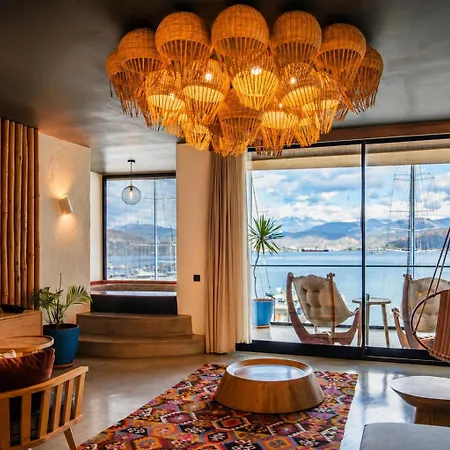 Hotel Harbour 2*
